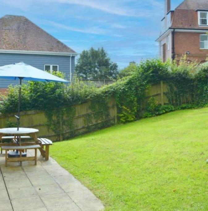 Beautiful Large Property, Sleeps 9 Walking Distance To The Sea , Beaches And Restaurants Fantastic Interior 莱姆里吉斯 外观 照片